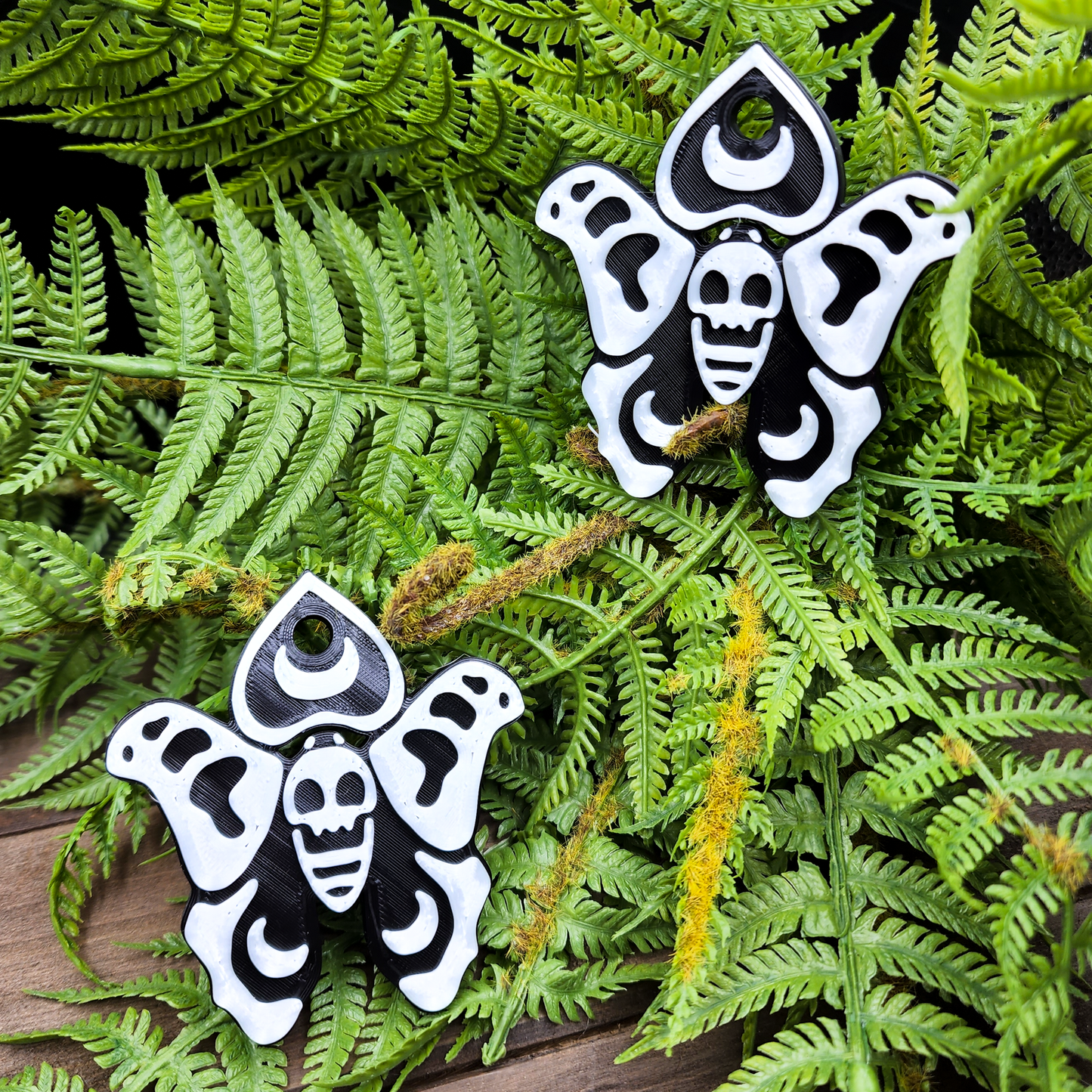 Spooky Halloween Skeleton Keychains and Magnets